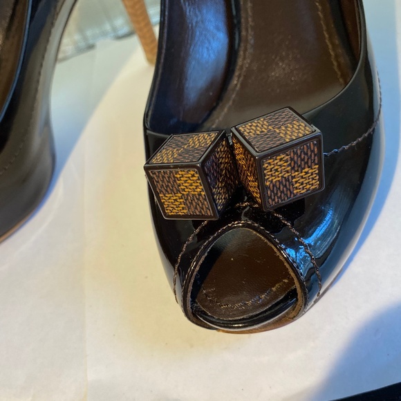 Louis Vuitton open toe brown leather pumps Damier cube heels 36.5 dice sandals - Picture 3 of 9